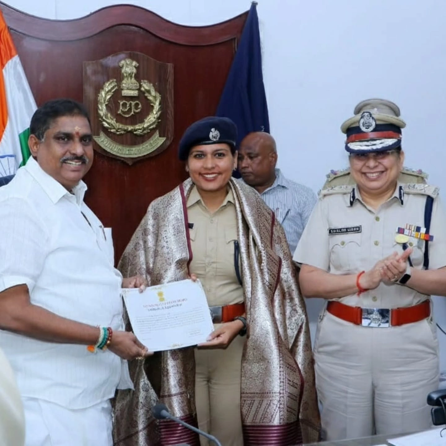 Isha Singh IPS