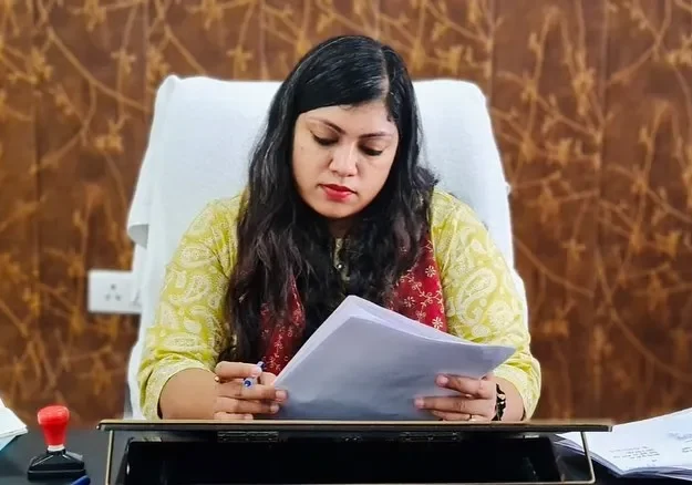 Medha Roopam IAS