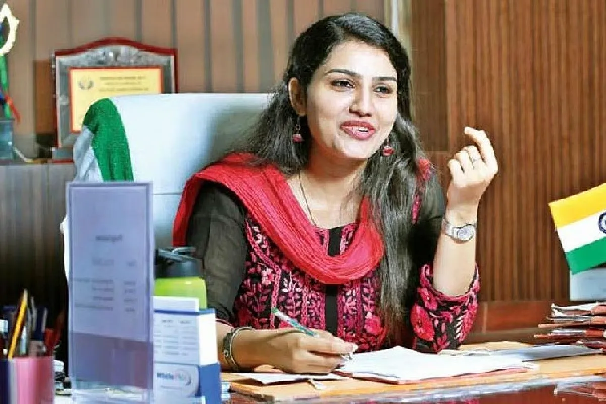Dr. Renu Raj IAS